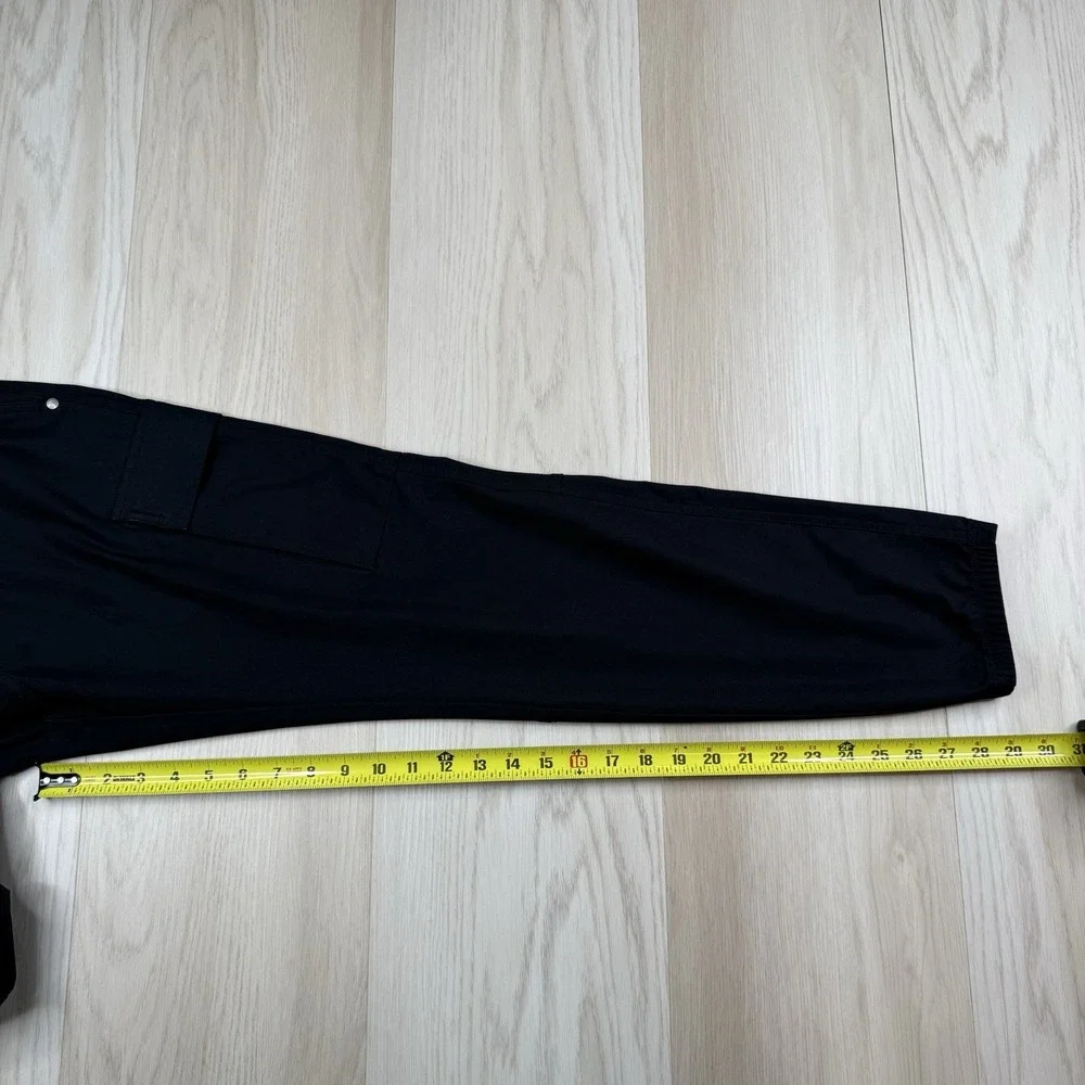 Vuori Meta Cargo Pants Mens Size S Small Jogger Tapered Leg Stretch V451 Black